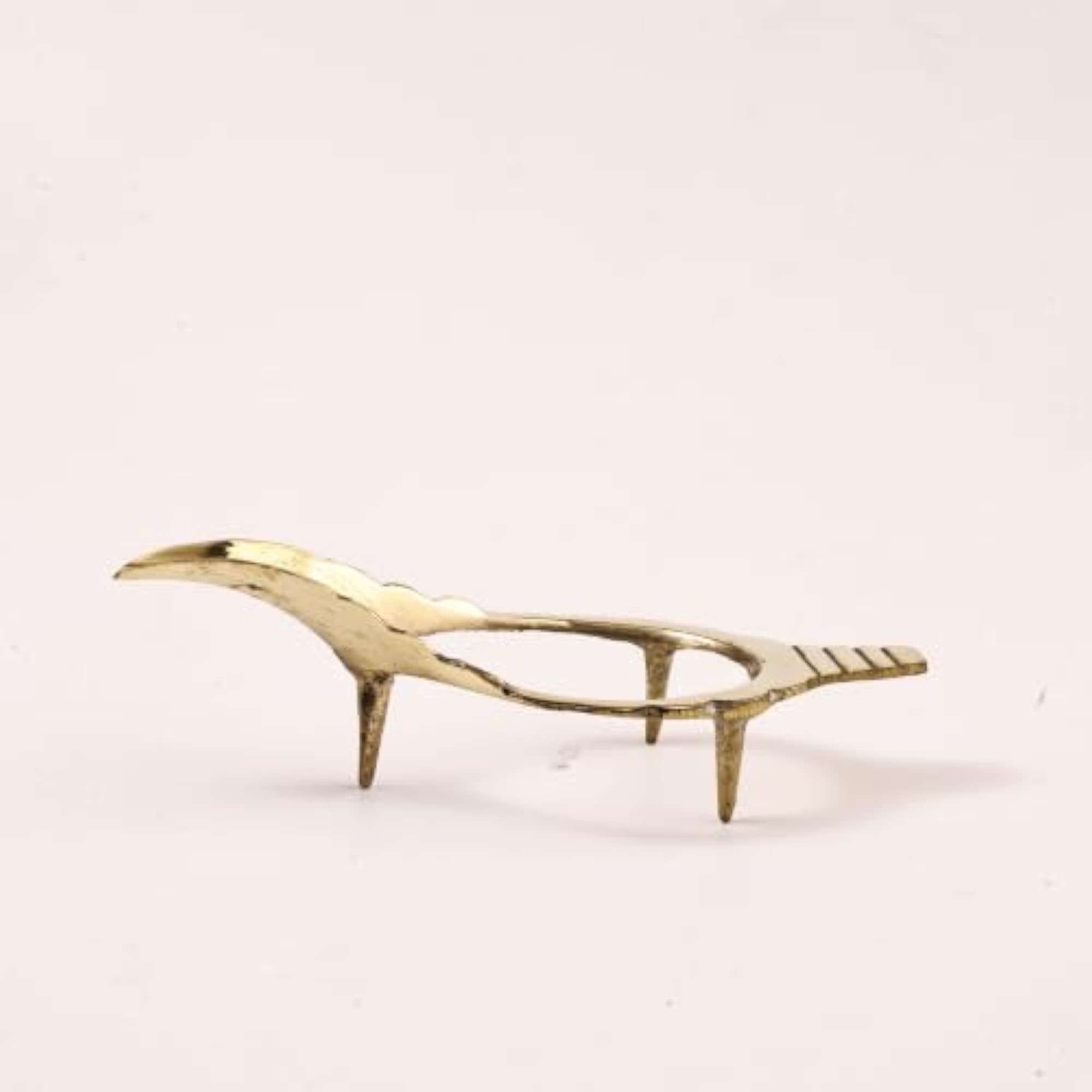Brass Shankh Stand for Blowing Sound Shankh